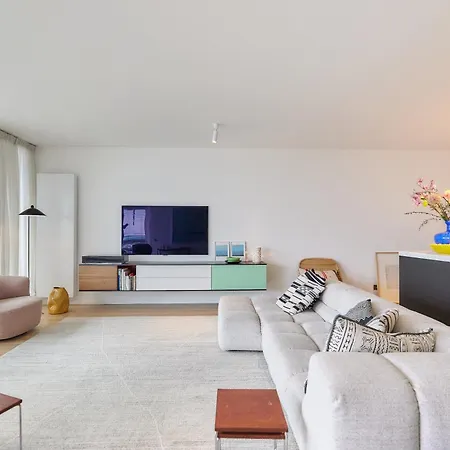 Lecomte - Stunning View Over Sea & 149