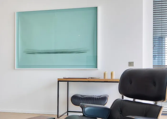 Lecomte - Stunning View Over Sea & 149 *